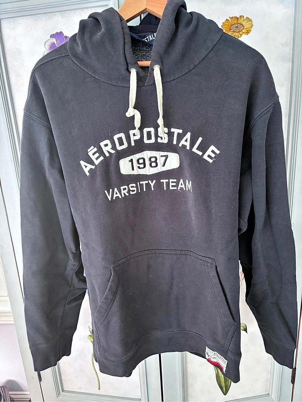 Aeropostale 1987 Varsity Team Pullover Hoodie Black Large